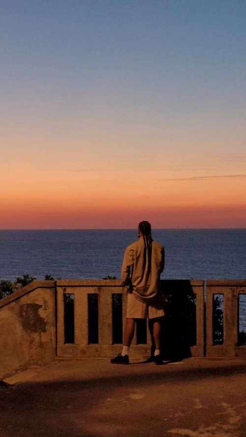 Vue mer au coucher de soleil — Gruissan